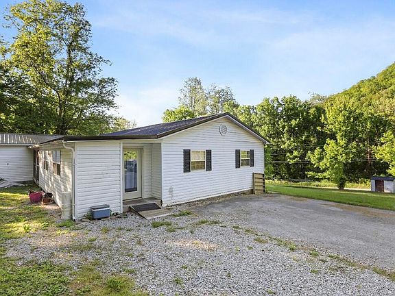 3rd image of 1831 Fishtrap Rd