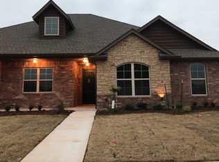 601 Clementine Rd, Yukon, OK 73099