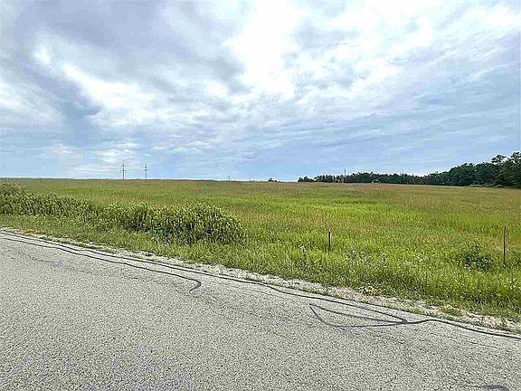 2nd image of Lake Grove Rd