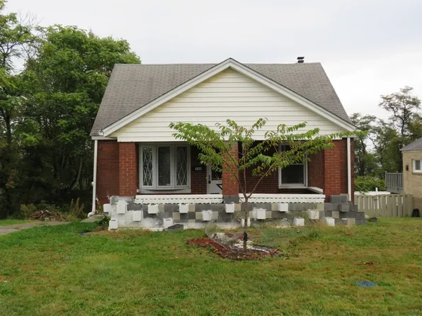 186 Central Ave, North Versailles, PA 15137