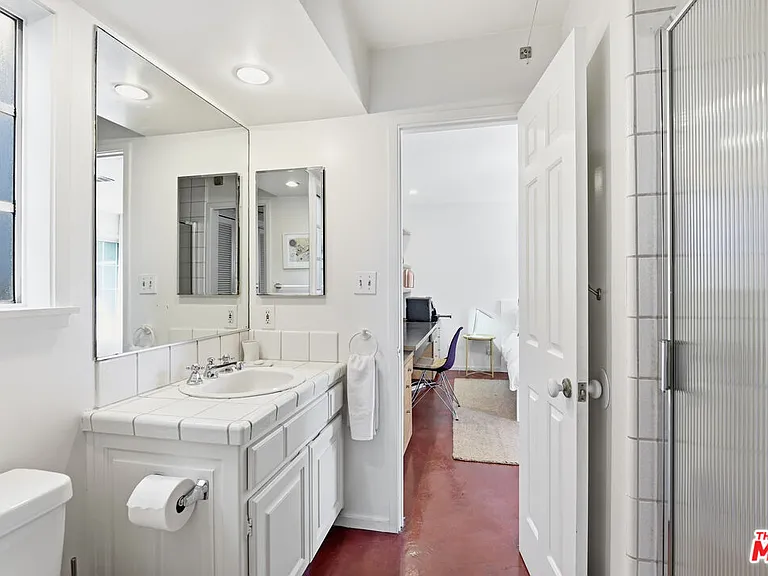 469 Sherman Ave — Photo 19