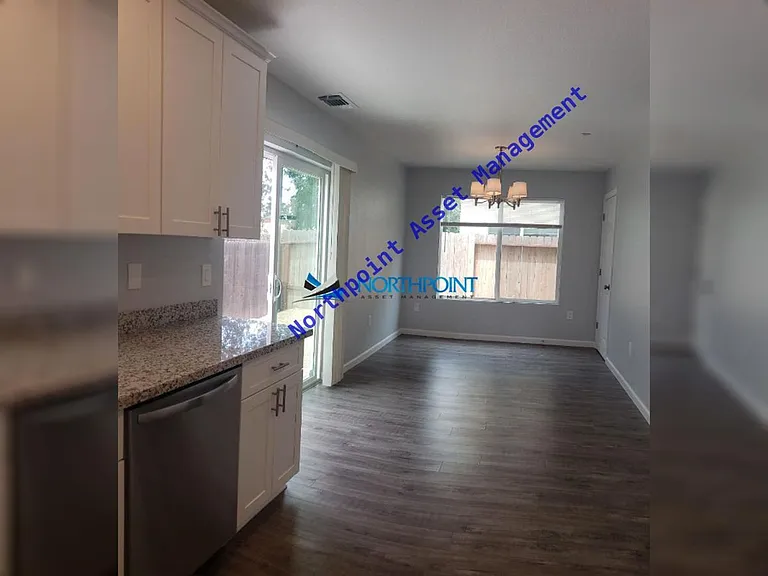 7416 Mimosa Way — Photo 6