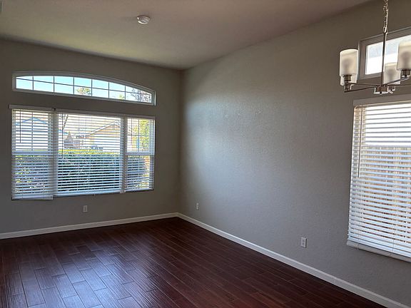 5th image of 4970 Westham Way