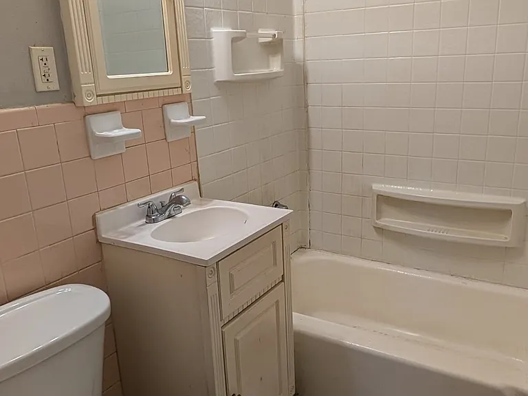 172 Fountain St #1E1 — Photo 3