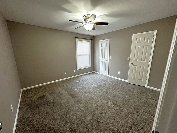 4th image of 46 Sagebrush Apts