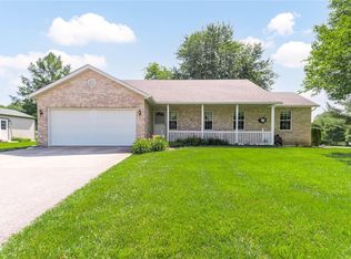 630 Blackjack Rd, Troy, IL 62294