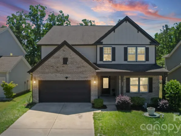 157 Old Harbor Dr, Mount Gilead, NC 27306