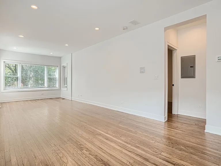 2602 N Springfield Ave #1 — Photo 21