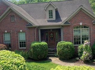 670 Lakeview Dr, Washington, PA