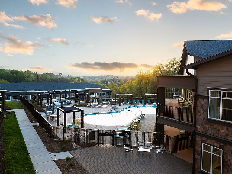 Altoview Apartment Homes — Photo 10