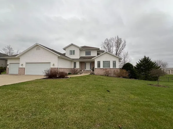 2823 120th St NE, Swisher, IA 52338