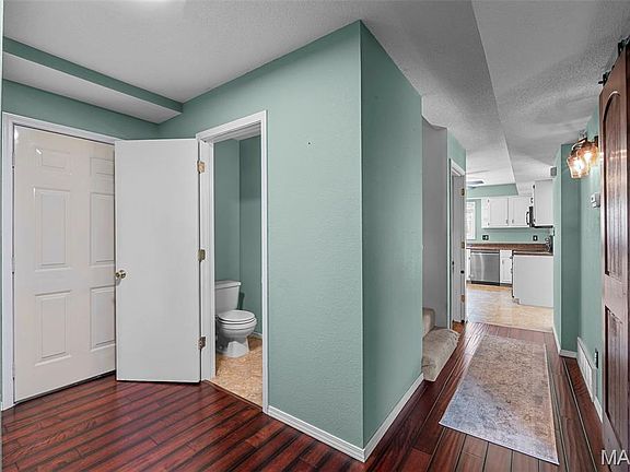 4th image of 1003 Camino Ct