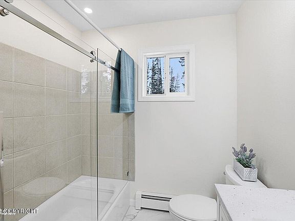 5th image of 338 N Fireweed St