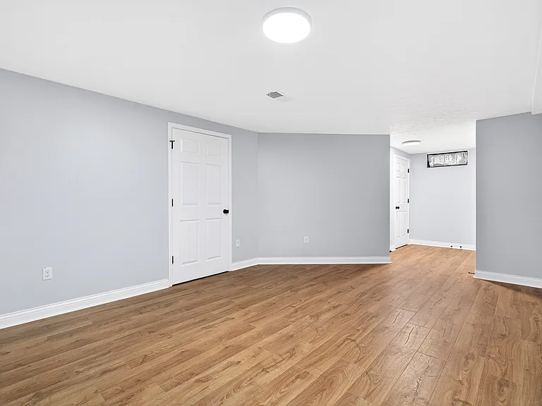 1220 Eastern St — Photo 23