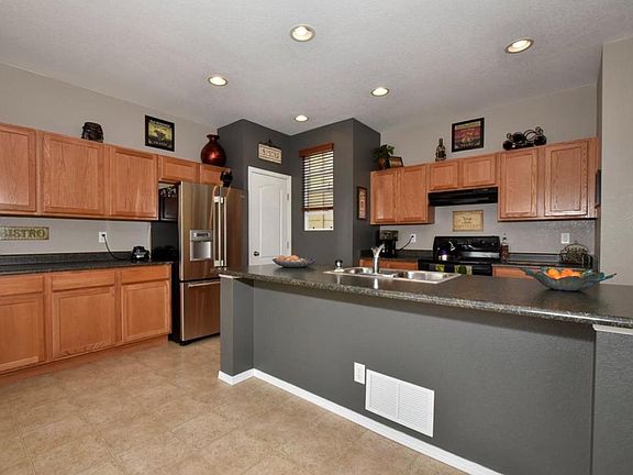 3rd image of 7115 Silverwind Cir