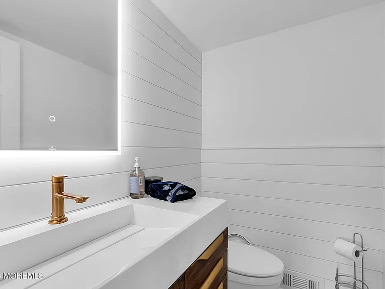 2225 Riviera Pkwy — Photo 13