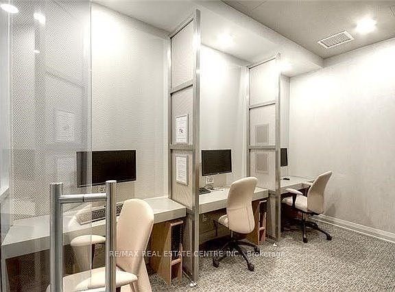 2nd image of 763 Bay St #4012