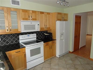 4th image of 9428 Bay Colony Dr APT 2S