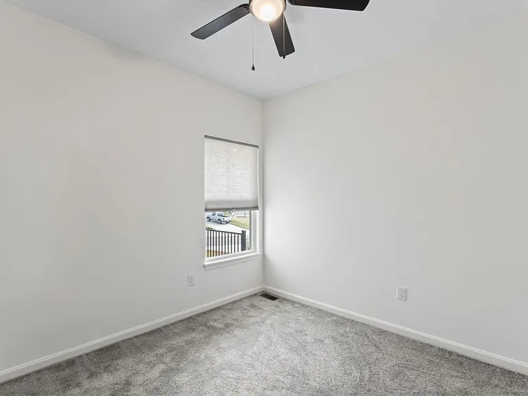 10046 Windcrest Farms Ln — Photo 21