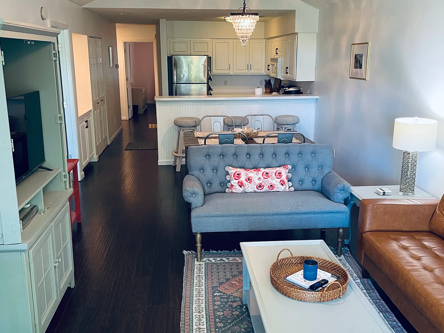 390 Pinehurst Ln — Photo 3
