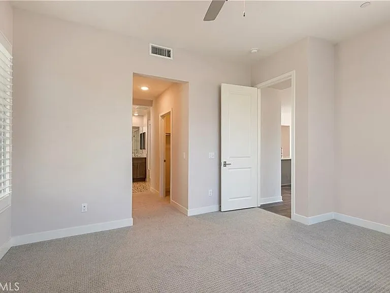 326 Doheny Way — Photo 12