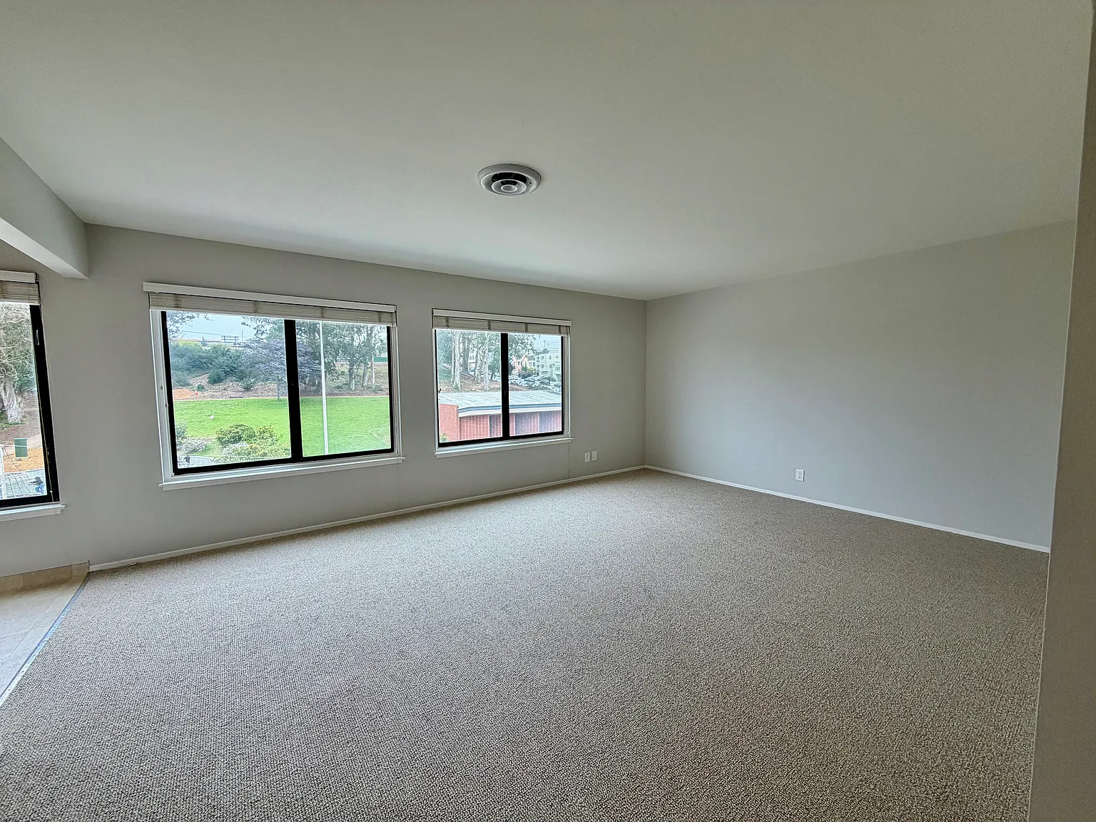 1 bed, 780 sqft, $2,850 — Photo 2