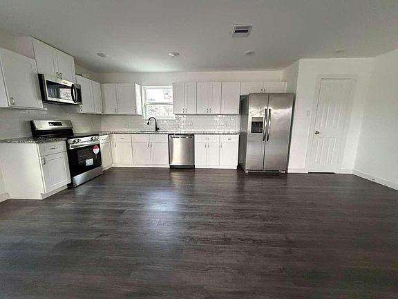 4th image of 5616 Hollow Pines Dr #A