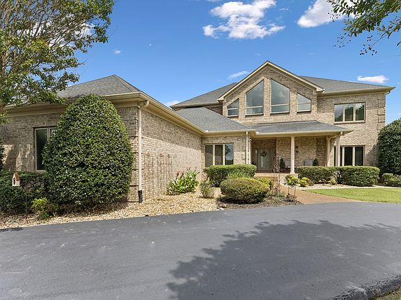 5th image of 1810 Savannah Springs Dr
