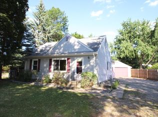 2587 Rainbow Ln, New Brighton, MN 55112