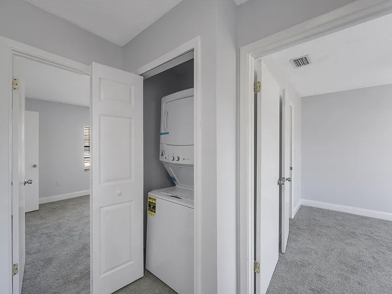 200 Westwood Ter N #198 — Photo 13