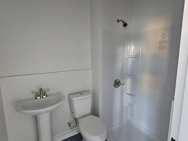 2322 Two Notch Rd — Photo 14