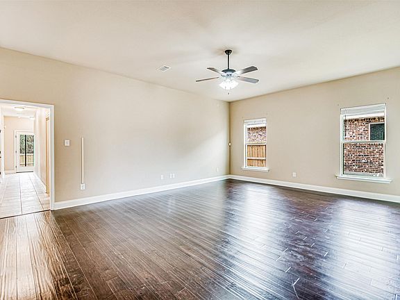 5th image of 8857 Bellawood Cir