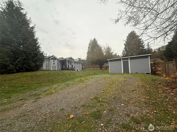 2726 21st Street SW, Puyallup, WA 98373