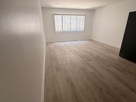 3rd image of 2332 S Bentley Ave #101-A