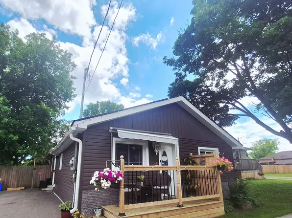 779 Chamberlain St, Peterborough, ON K9J 4M2