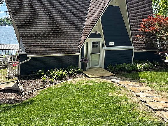 2nd image of 35 Knox Rd