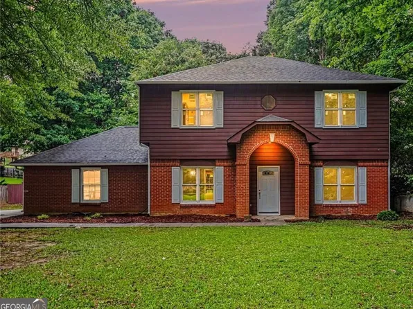 1103 To Lani Dr, Stone Mountain, GA 30083