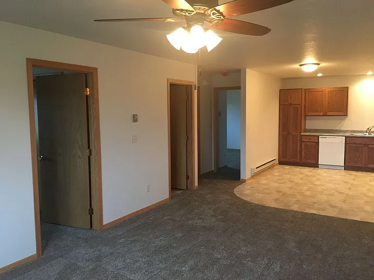1112-1178 Scout Dr — Photo 17