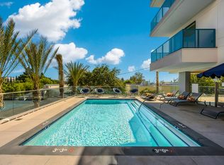 5636 De Longpre Ave #311, Los Angeles, CA 90028
