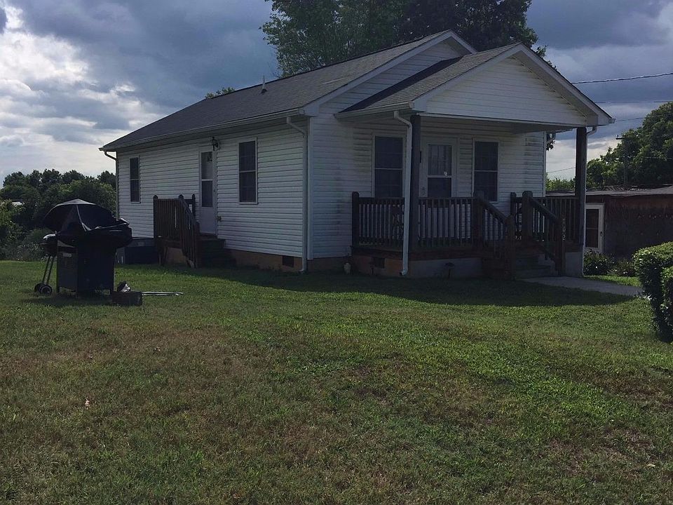 1st image of 702 Noblin Ave