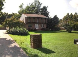 1661 Wanda Dr, Hanover, PA 17331