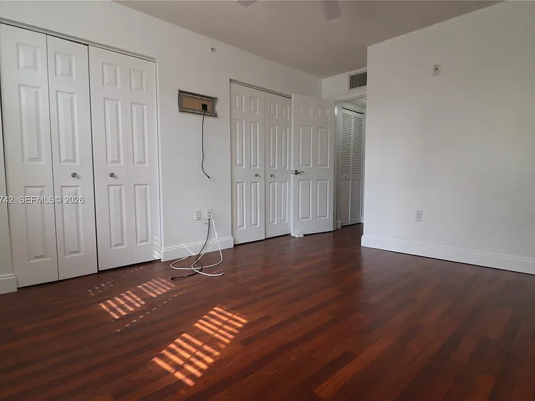 4836 N State Road 7 #5207 — Photo 4