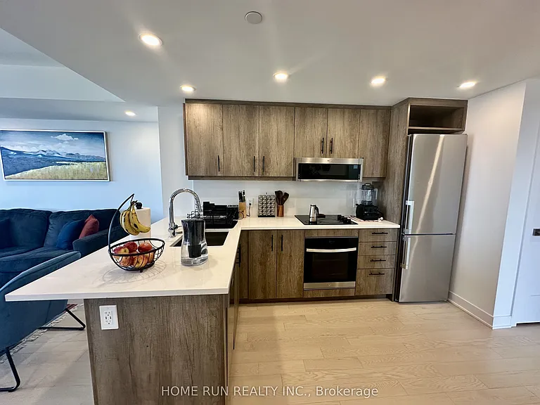340 Queen St #1701 — Photo 10