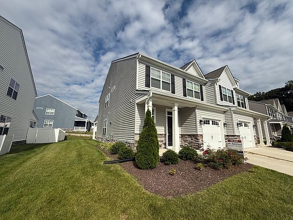 2nd image of 2211 Nightfall Dr #1