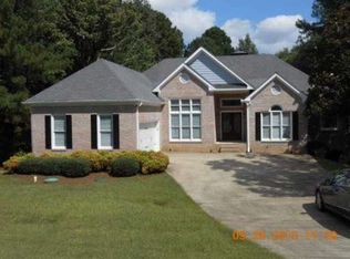 2065 Southers Cir, Suwanee, GA 30024