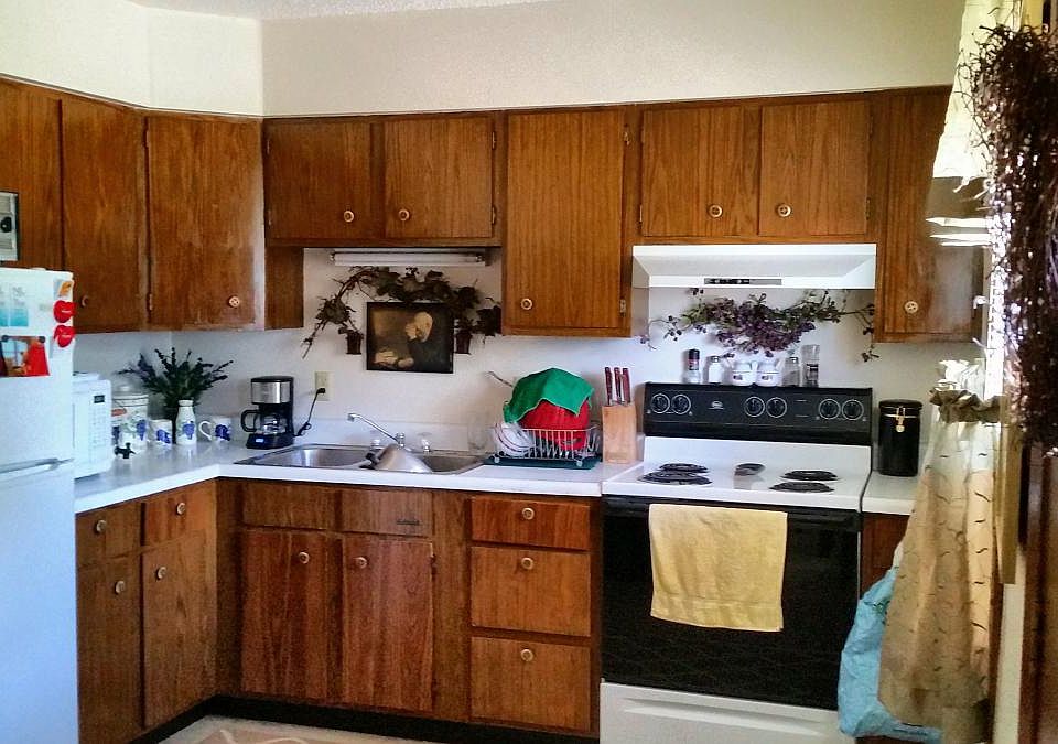 2nd image of 3 Manor Dr