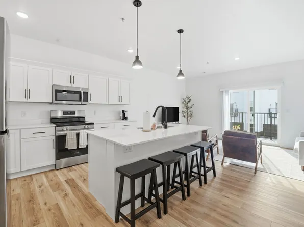 Twin Oaks Apartments
