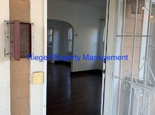 1096 W Kensington Rd #1/2, Los Angeles, CA 90026