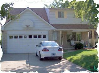 36650 S Kenneth Ct, Sterling Heights, MI 48312