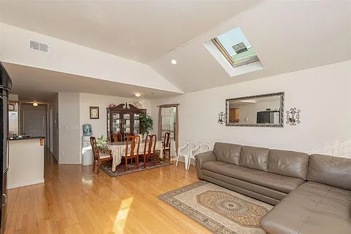 176 Manhattan Ave #2 Photo 1